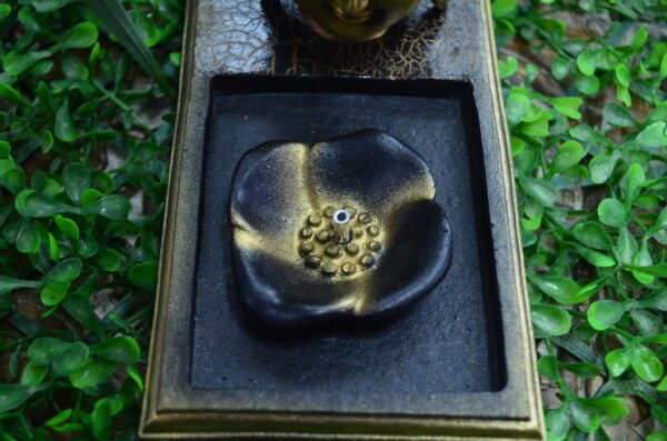 Incensário Quadrado 15,5cm Buda Cabeção Dourado - Image 4